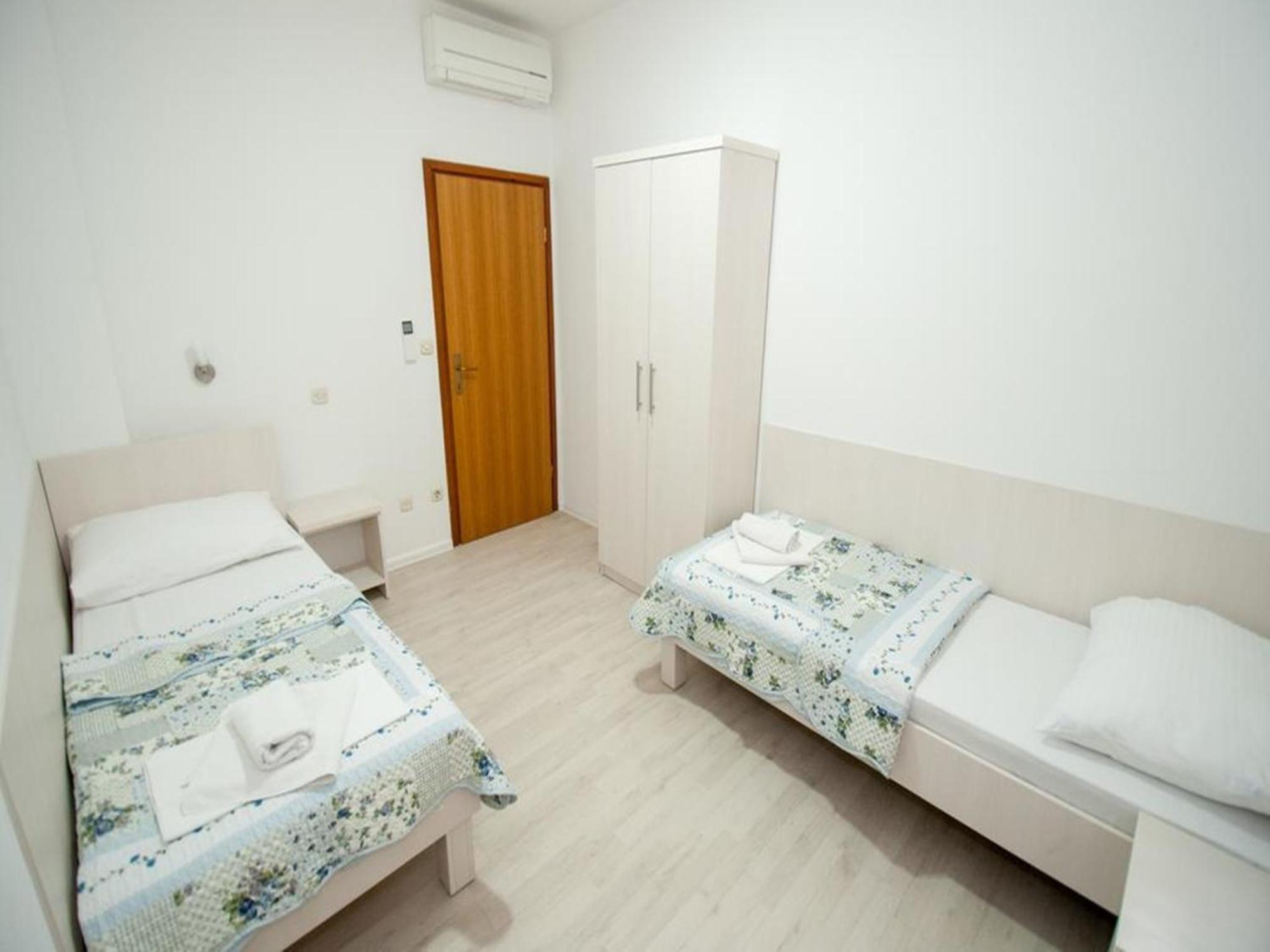 Pansion Obala Hotell Međugorje Rum bild
