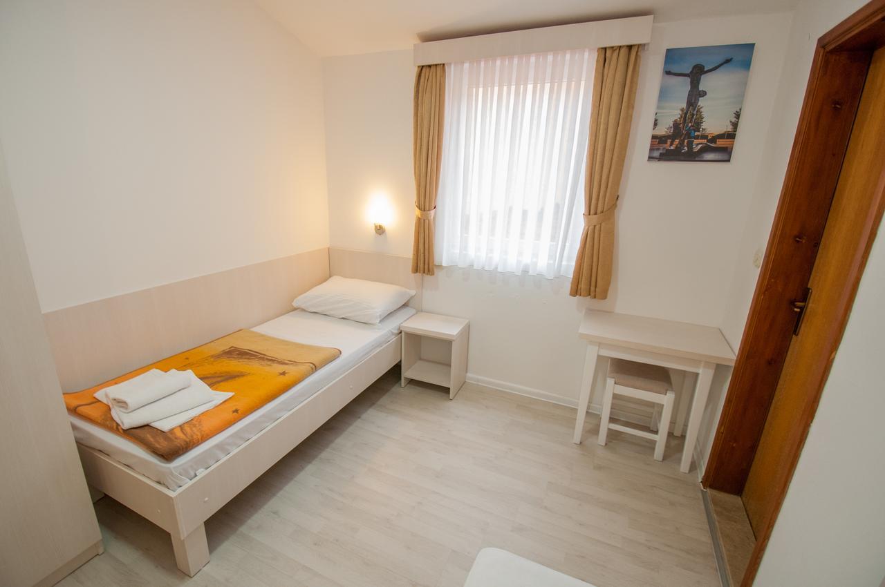 Pansion Obala Hotell Međugorje Exteriör bild