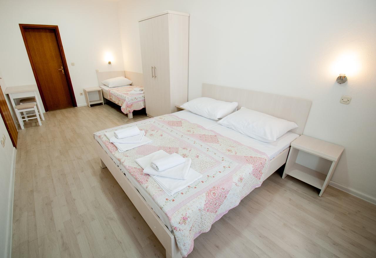 Pansion Obala Hotell Međugorje Exteriör bild